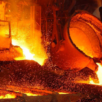 Санкции против Мордашова обвалили акции российских металлургов: что будет дальше